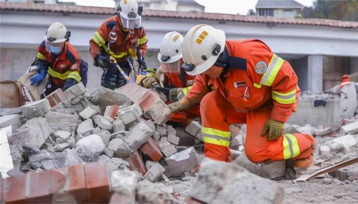 9月24日新疆地震最新消息-巴音郭楞州尉犁县发生3.3级地震